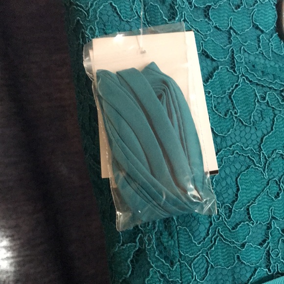 David’s Bridal Teal Strapless Lace Short Dress - Picture 10 of 10